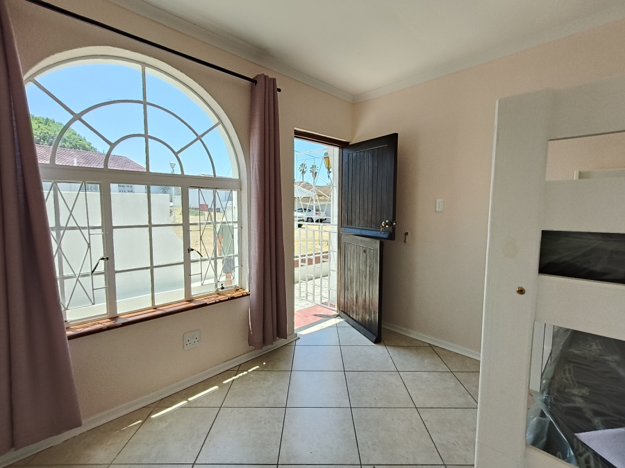 2 Bedroom Property for Sale in Aston Bay Eastern Cape